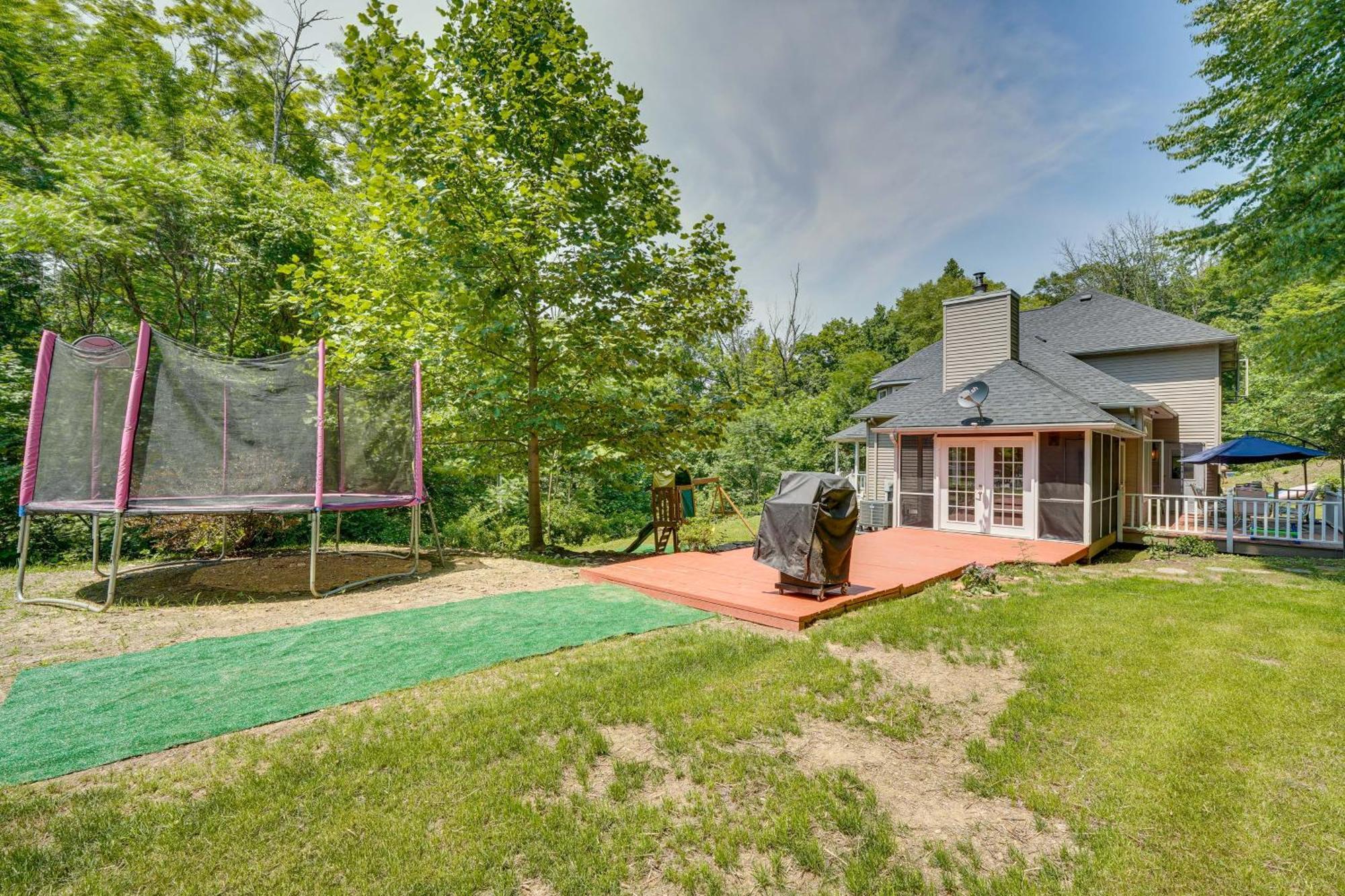 Shawnee On Delaware With Porch And Fire Pit! * East Stroudsburg